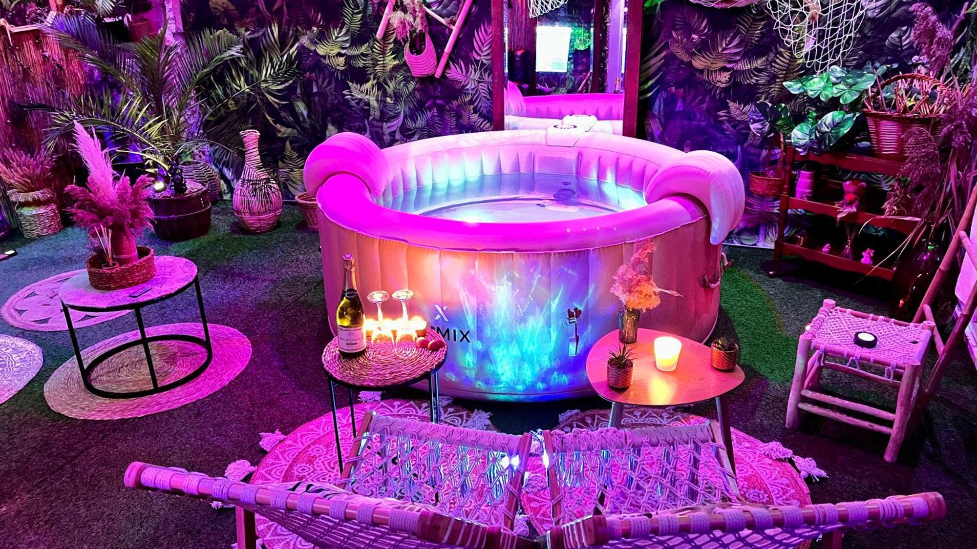 Un Mirage Tropical En Bord De Loire, Love Et Detente Saint-Clément-des-Levées Extérieur photo